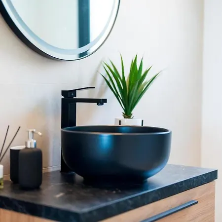 Apartamento Stunning Modern In Middel Views Higueron *